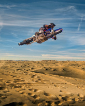 Motocross in Desert wallpaper 176x220