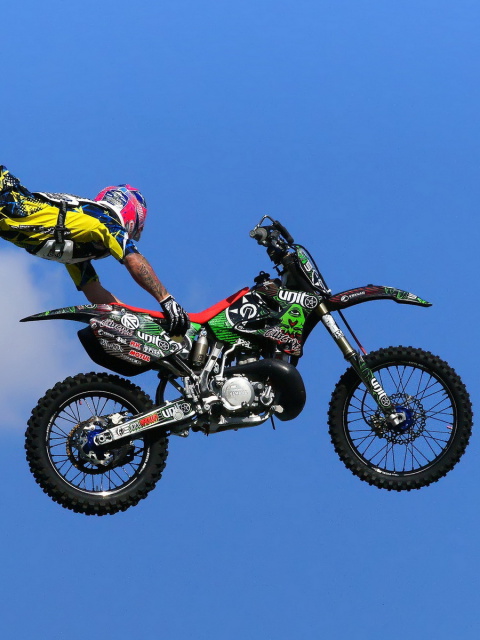 Screenshot №1 pro téma Motorcyclist Ride Jump 480x640