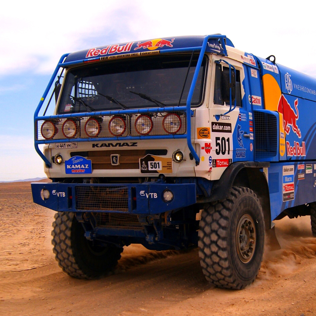 Das Kamaz Dakar Rally Car Wallpaper 1024x1024
