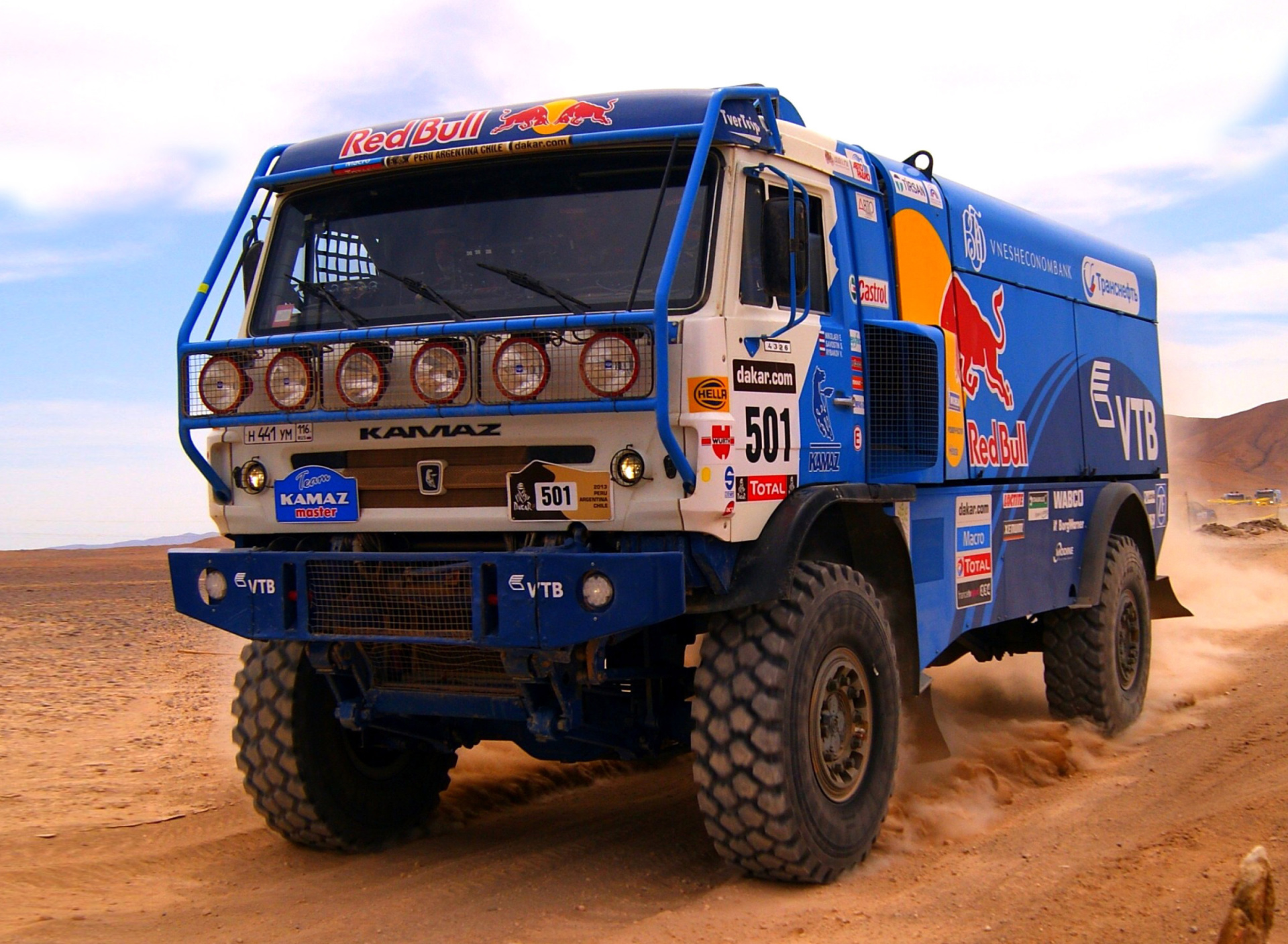 Обои Kamaz Dakar Rally Car 1920x1408