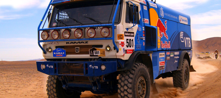 Fondo de pantalla Kamaz Dakar Rally Car 720x320