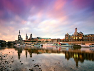 Dresden on Elbe River near Zwinger Palace screenshot #1 320x240
