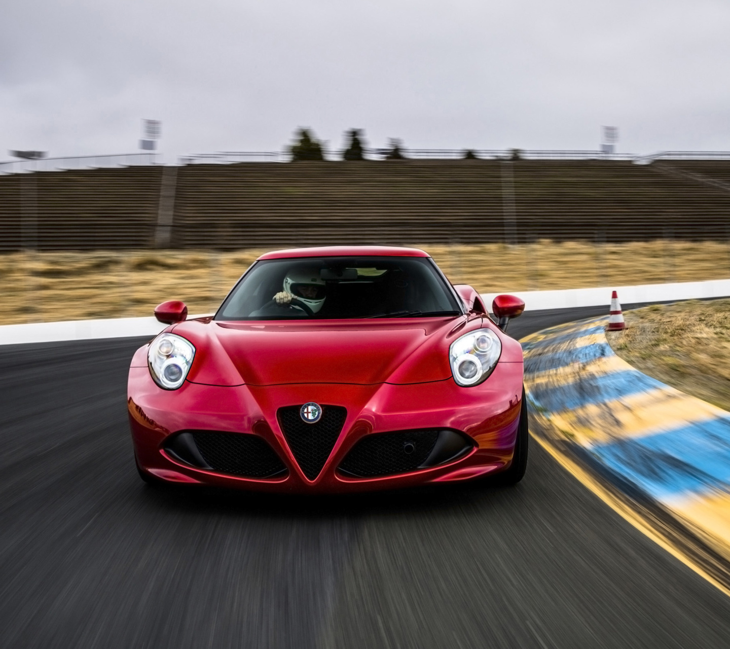 Fondo de pantalla Alfa Romeo 4C 1440x1280
