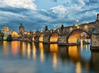 Charles Bridge - Czech Republic Background for Android, iPhone and iPad