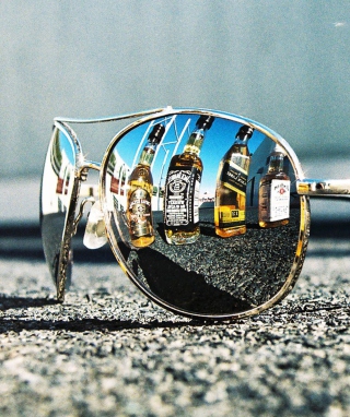 Sunglasses - Obrázkek zdarma pro Nokia Asha 309