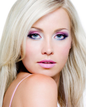 Blonde with Perfect Makeup wallpaper 176x220