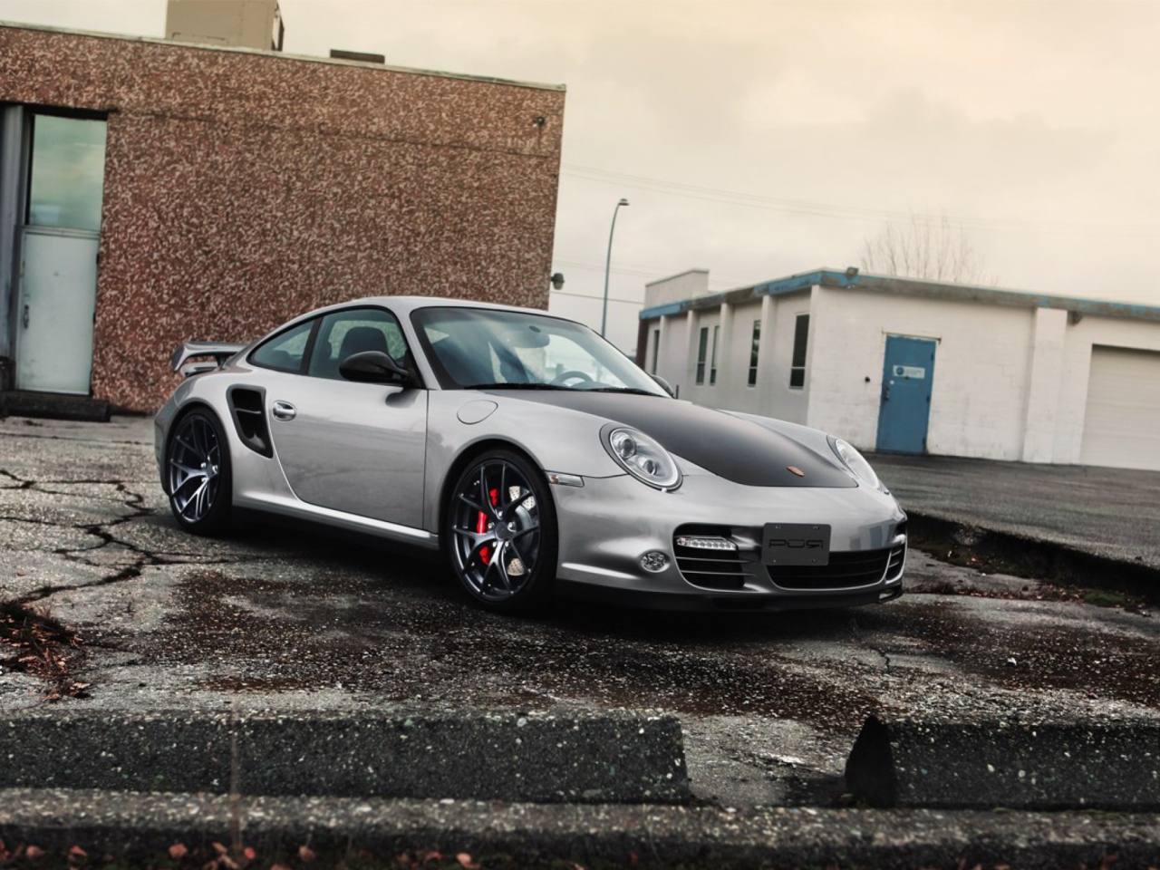 Screenshot №1 pro téma Porsche Tuning 1280x960