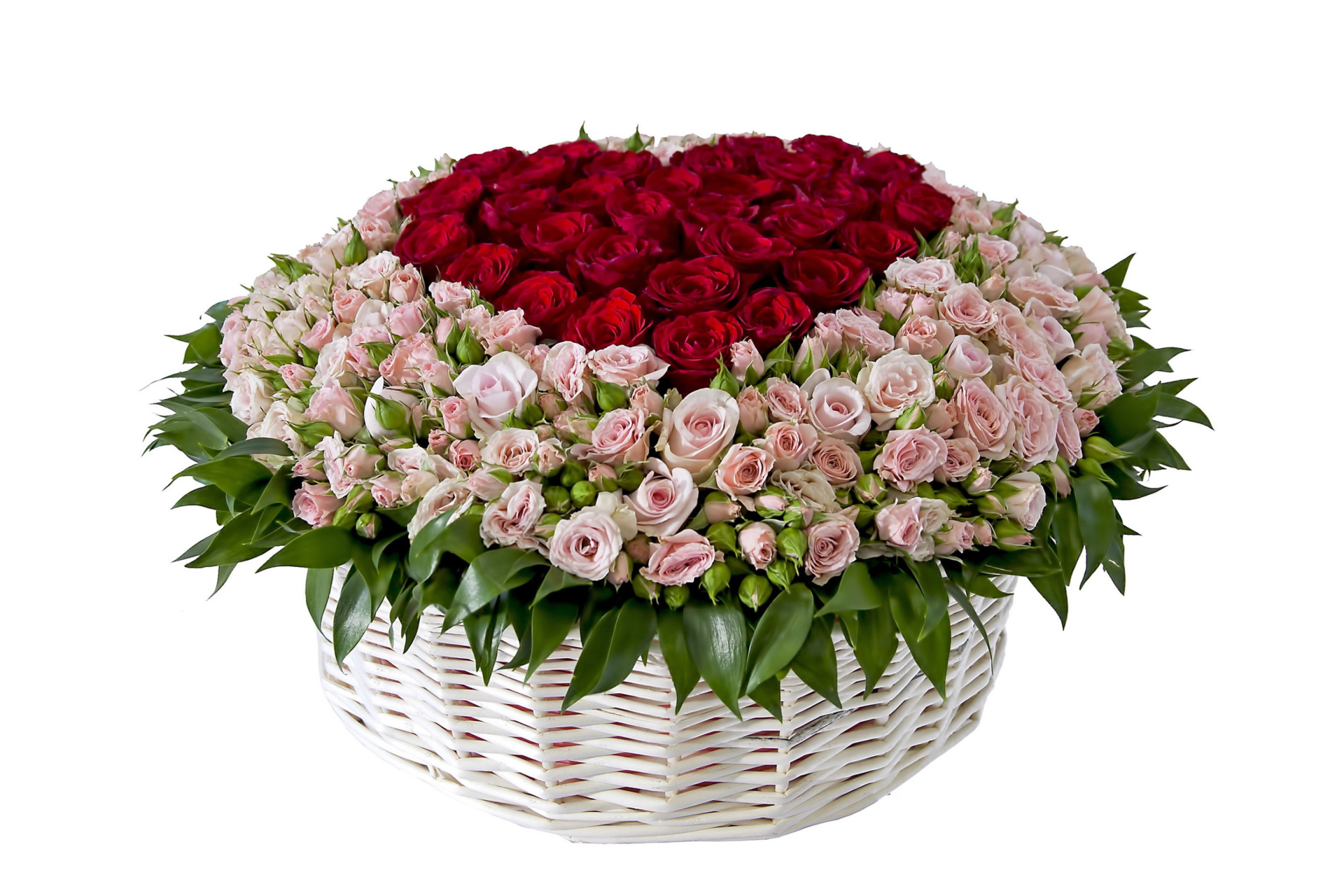 Обои Basket of Roses from Florist 2880x1920