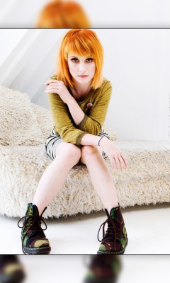 Das Hayley Nichole Williams Wallpaper 240x400