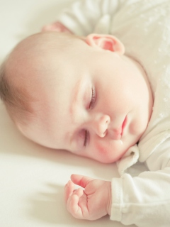 Screenshot №1 pro téma Cute Sleeping Baby 240x320