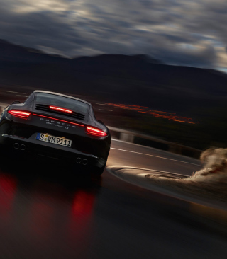 Porsche Carrera 4 Night Drive - Obrázkek zdarma pro iPhone 5