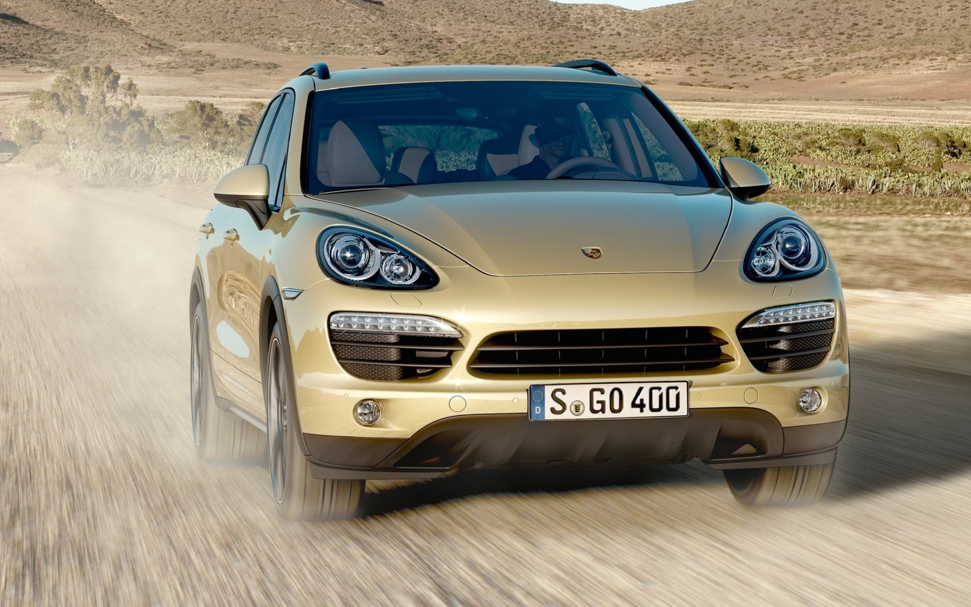 Porsche Cayenne wallpaper 1920x1200