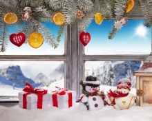 Winter Window Decoration wallpaper 220x176