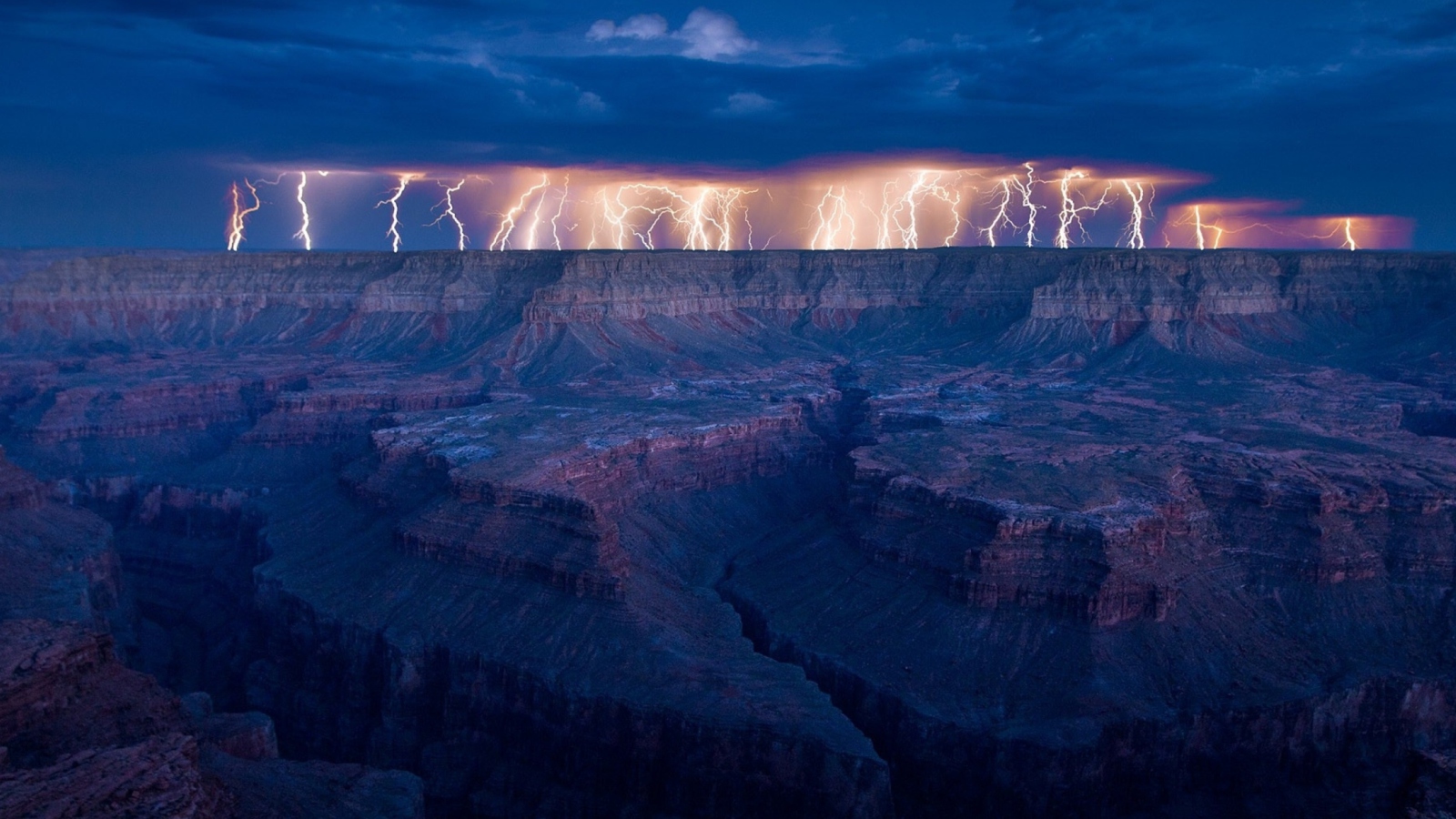 Screenshot №1 pro téma Grand Canyon Lightning 1600x900