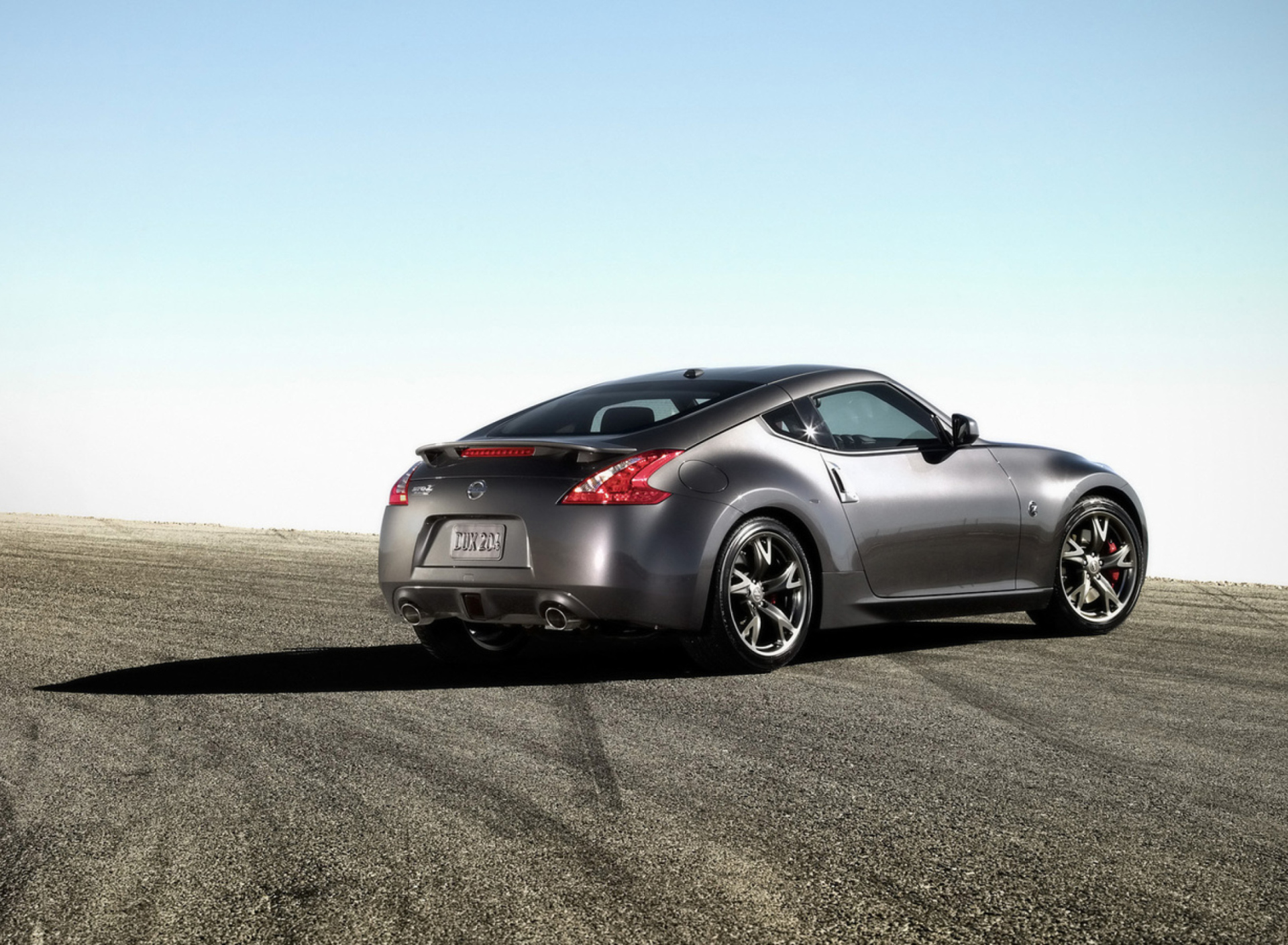 Nissan 370Z wallpaper 1920x1408