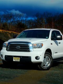 Screenshot №1 pro téma Toyota Tundra Limited Performance 240x320