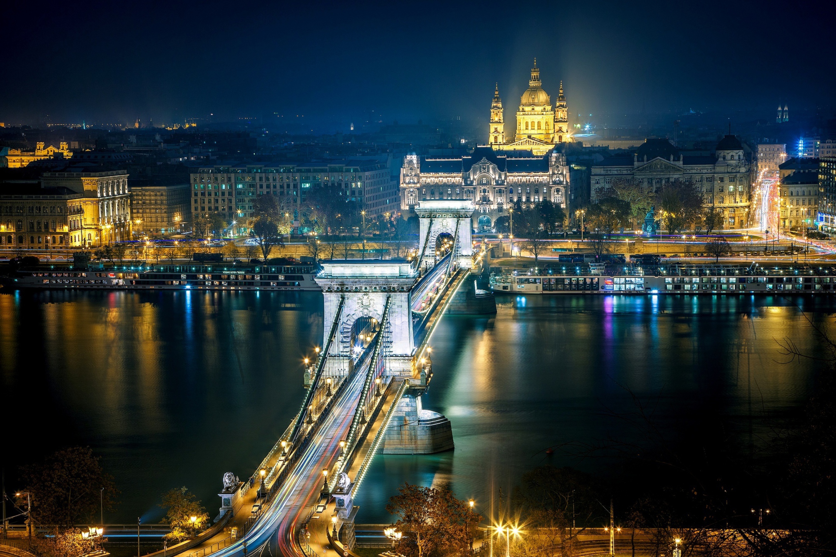 Budapest At Night screenshot #1 2880x1920