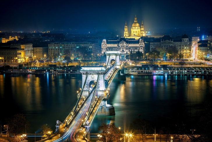 Das Budapest At Night Wallpaper