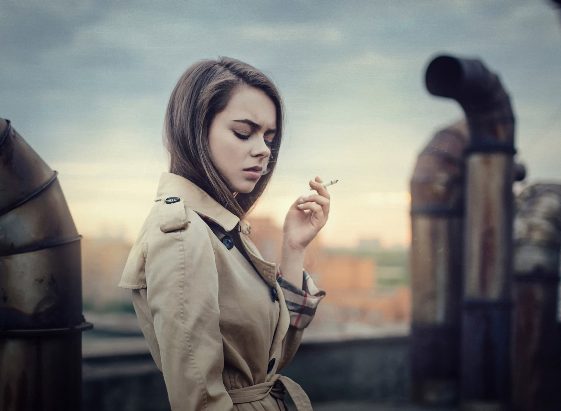 Smoking Girl wallpaper 1920x1408