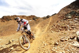 Mountain Biker - Obrázkek zdarma pro Sony Xperia E1