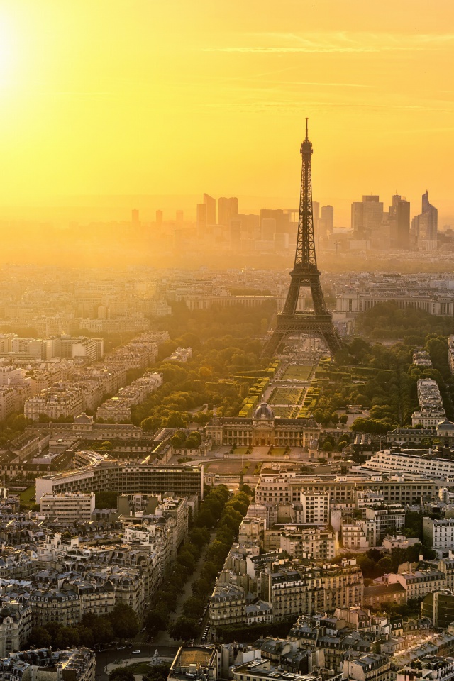 Das Paris Sunrise Wallpaper 640x960