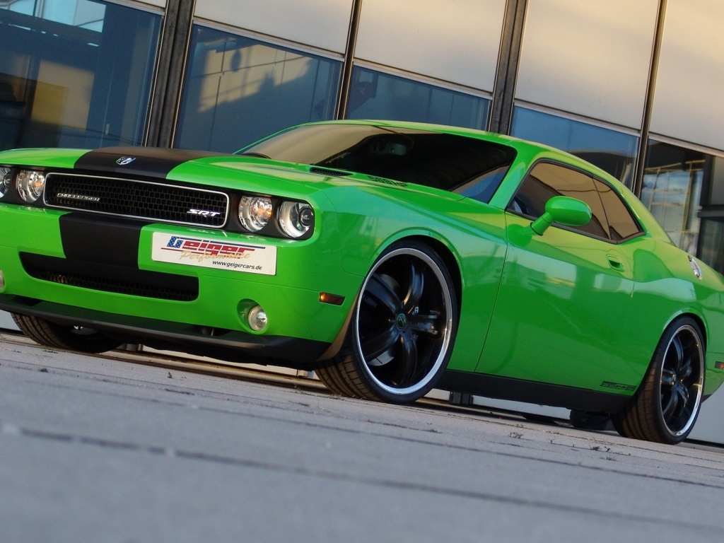 2011 Dodge Challenger SRT8 392 wallpaper 1024x768