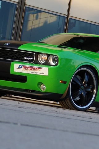 Screenshot №1 pro téma 2011 Dodge Challenger SRT8 392 320x480