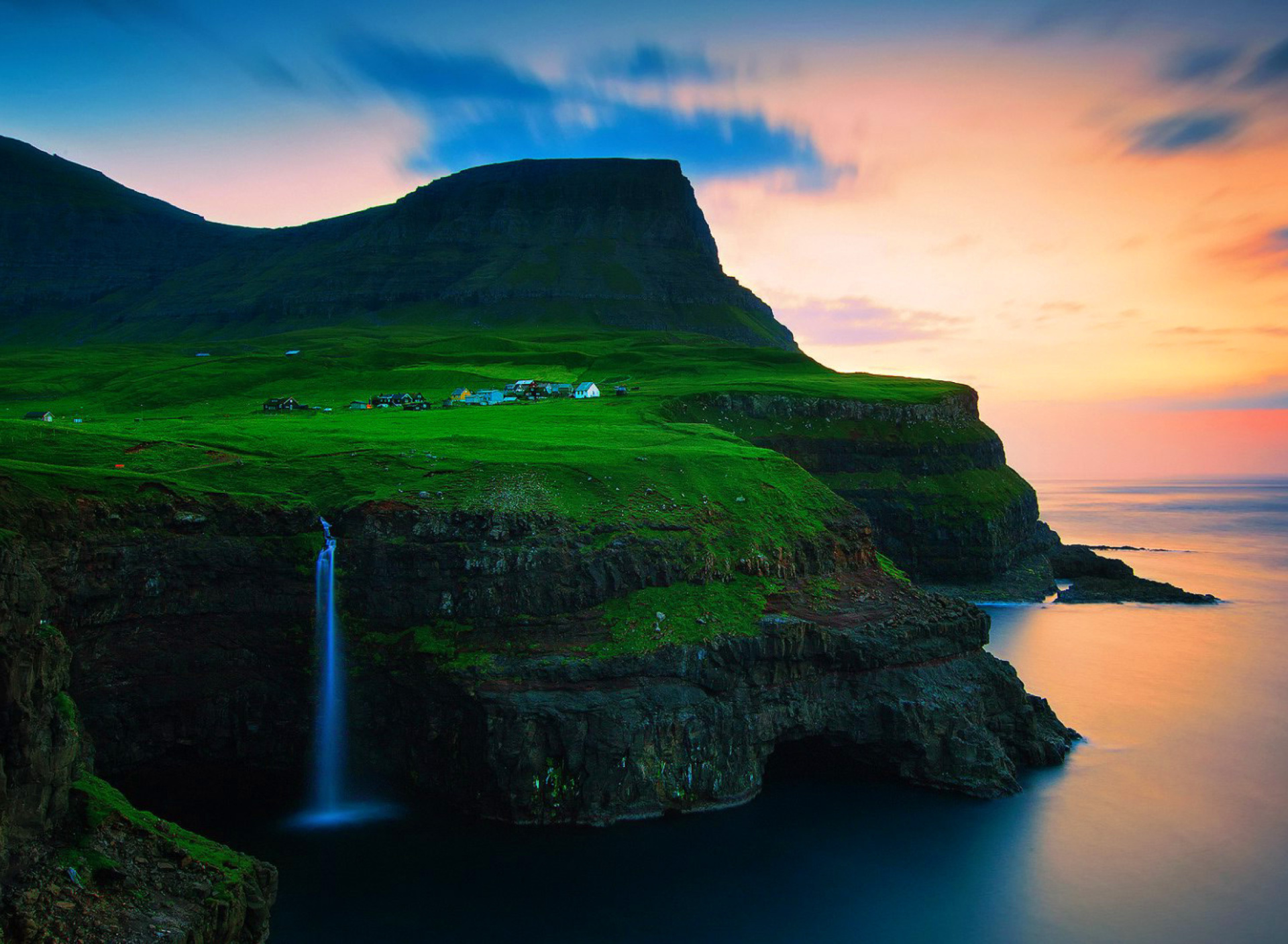 Обои Faroe Islands 1920x1408