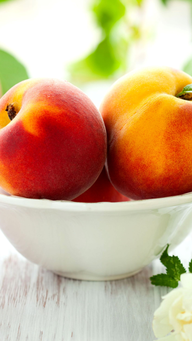 Nectarines and Peaches wallpaper 640x1136