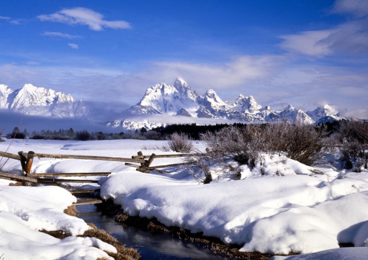 Grand Tetons in Winter, Wyoming screenshot #1