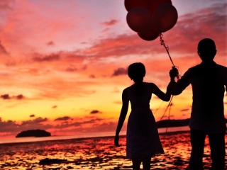 Romantic Silhouettes wallpaper 320x240