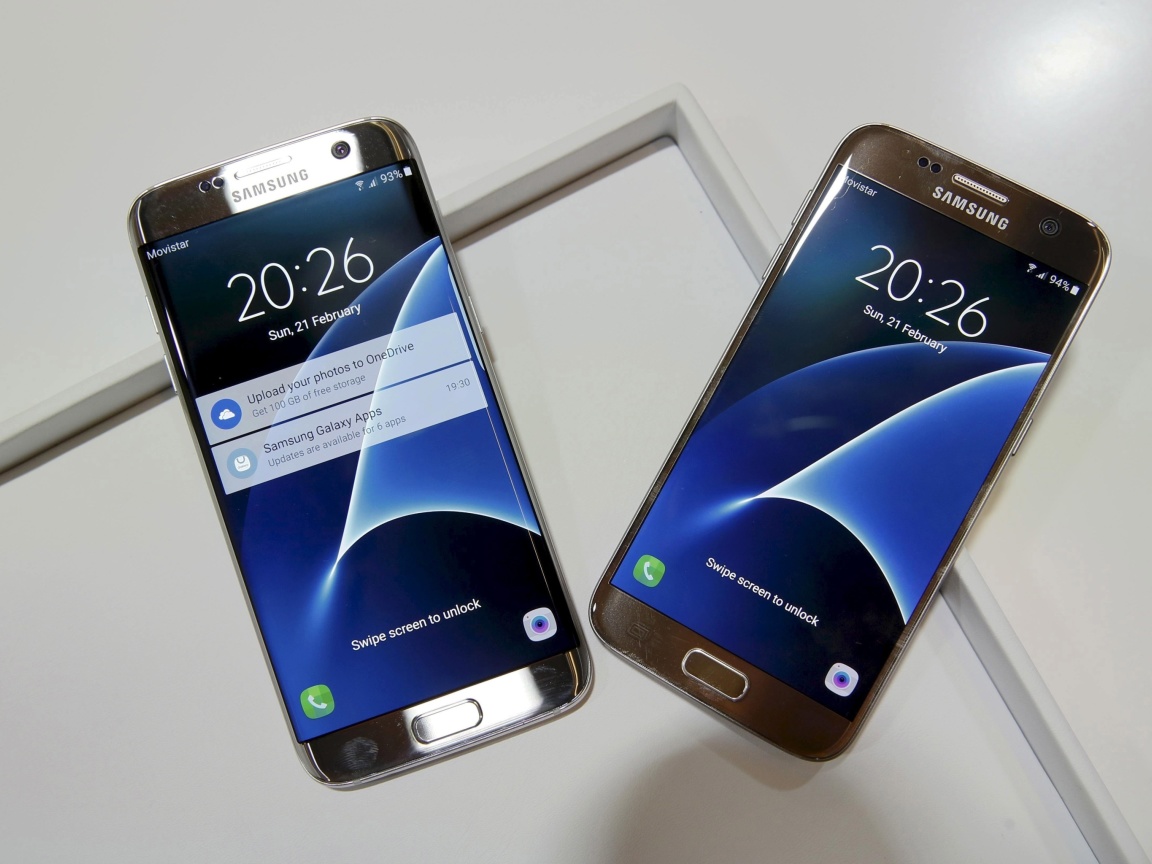 Das Samsung Galaxy S7 Edge vs Samsung Galaxy J7 Wallpaper 1152x864
