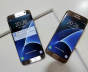 Samsung Galaxy S7 Edge vs Samsung Galaxy J7 screenshot #1 176x144