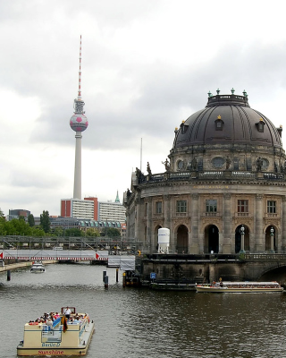 Berlin Attractions sfondi gratuiti per 320x480