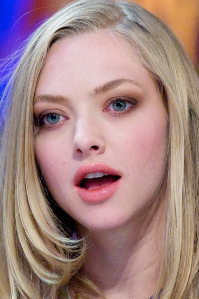 Screenshot №1 pro téma Amanda Seyfried At El Hormiguero 640x960