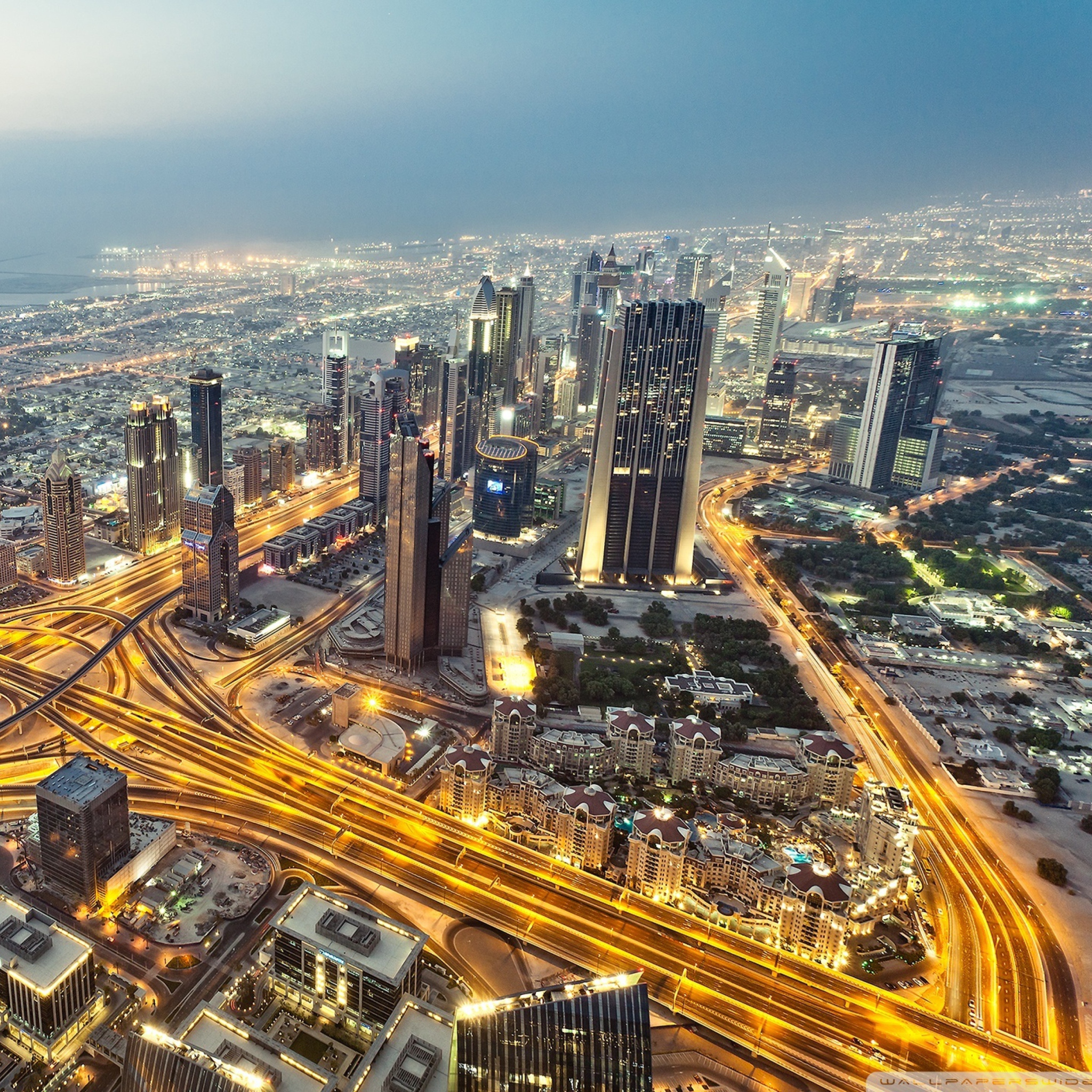 Screenshot №1 pro téma View From Burj Khalifa Dubai 2048x2048