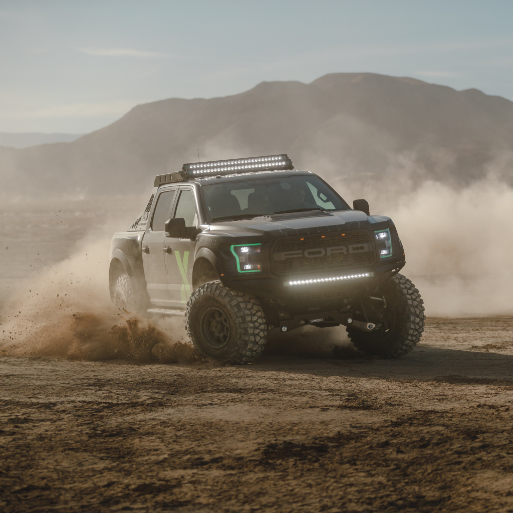 Ford F150 Raptor wallpaper 1024x1024