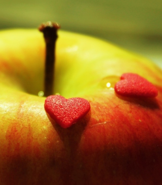Heart And Apple - Obrázkek zdarma pro iPhone 5C