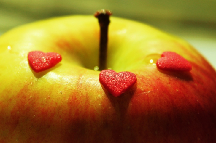 Heart And Apple wallpaper