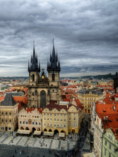 Sfondi Old Town Square Prague 240x320