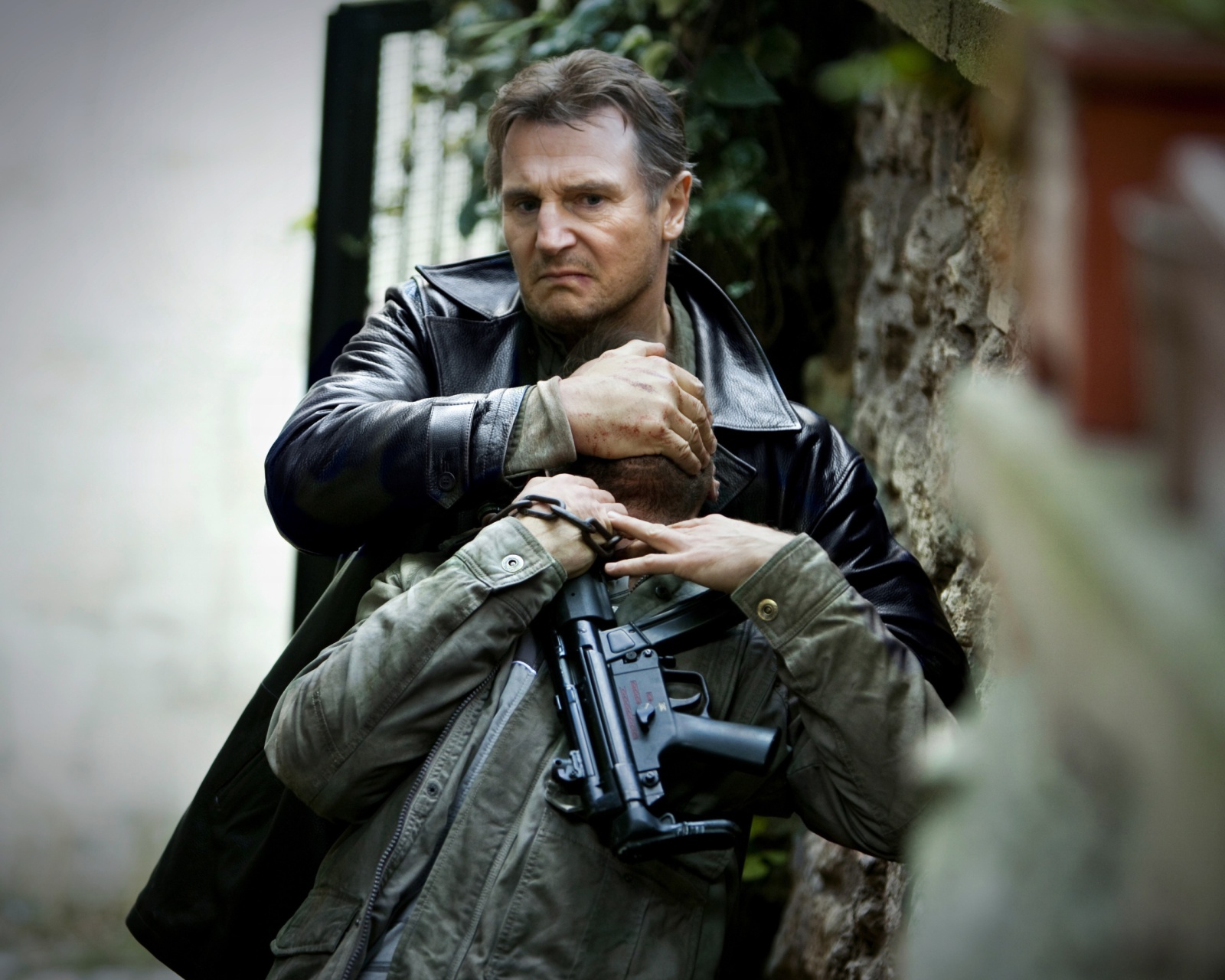 Taken Liam Neeson screenshot #1 1600x1280
