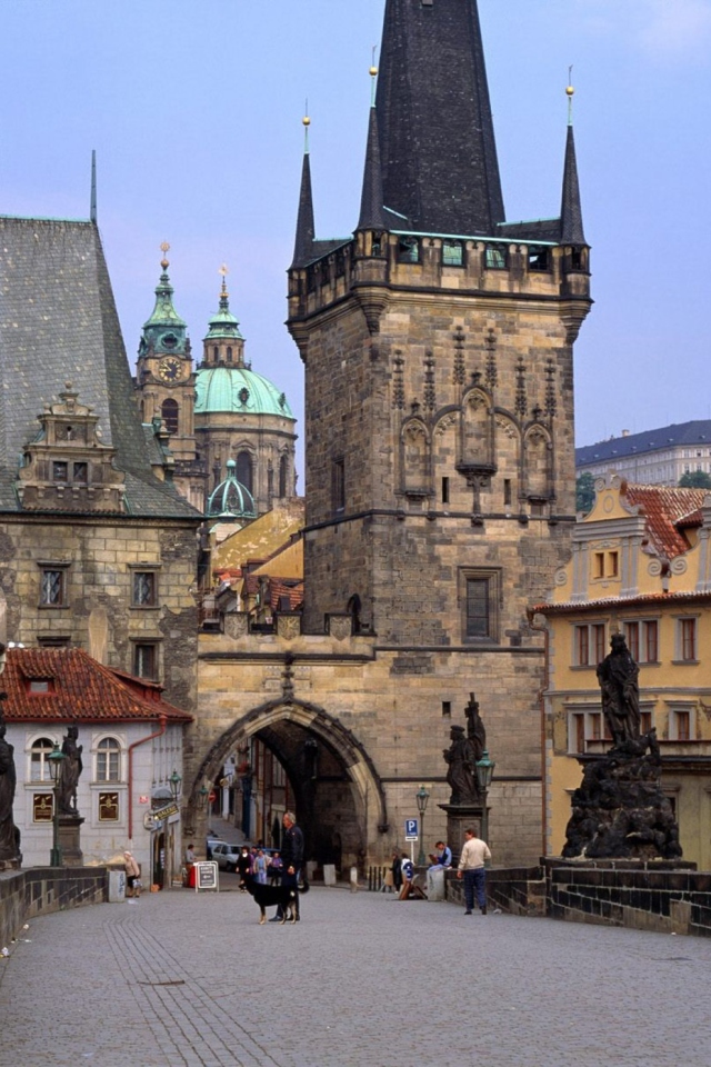 Das Charles Bridge Prague - Czech Republic Wallpaper 640x960