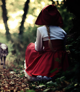 Red Riding Hood In Forest - Obrázkek zdarma pro Nokia C-Series