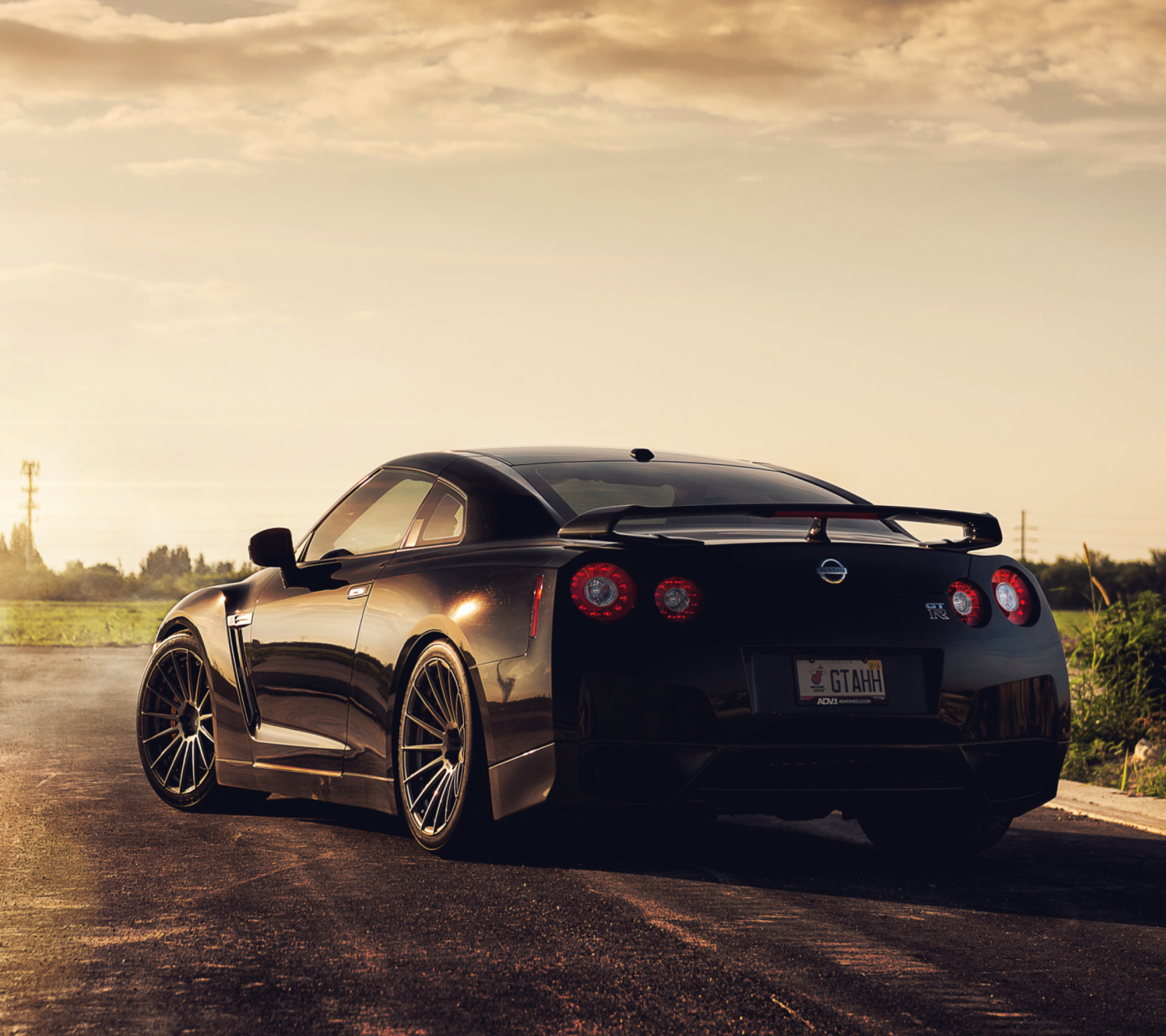 Screenshot №1 pro téma Nissan GT-R 1440x1280