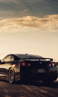 Nissan GT-R screenshot #1 240x400