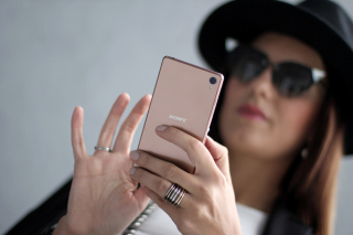 Sony Xperia Z3 Selfie Picture for Android, iPhone and iPad