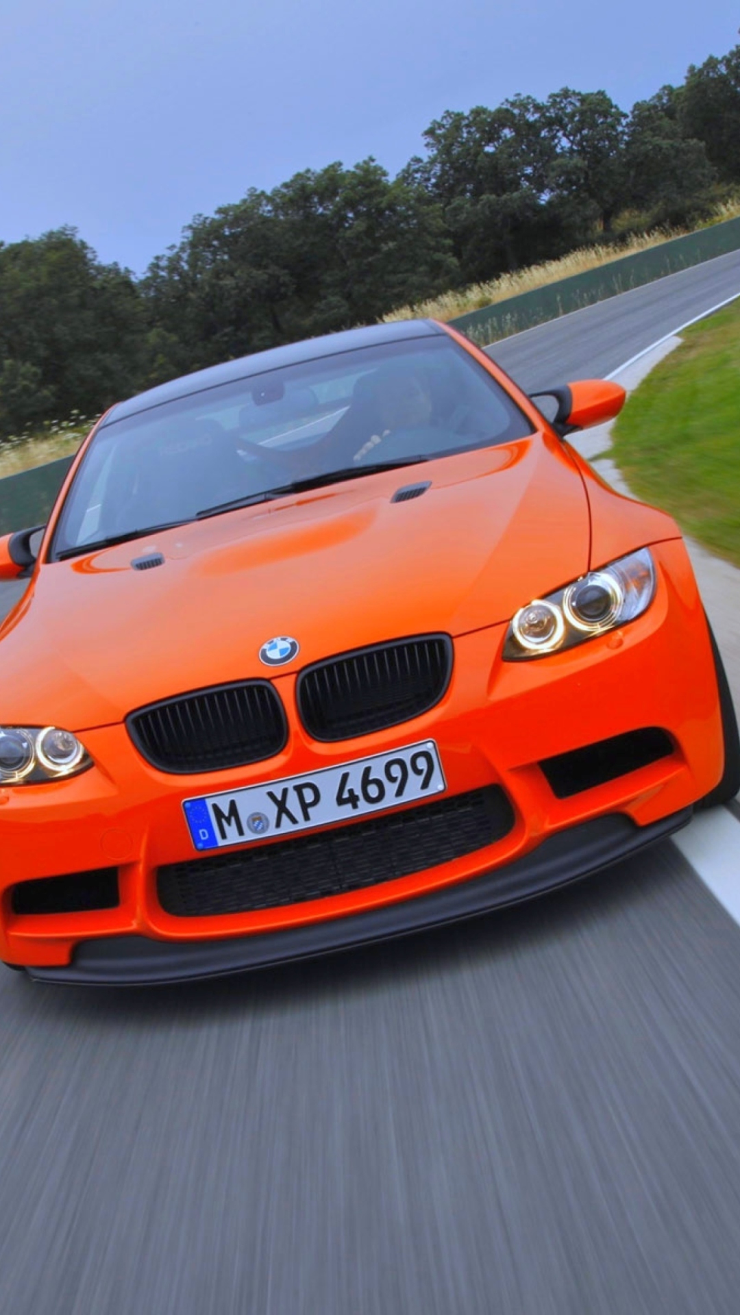 Screenshot №1 pro téma Orange BMW 1080x1920