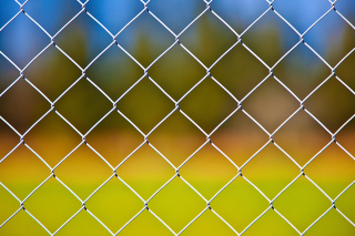 Kostenloses Cage Fence Wallpaper für Android, iPhone und iPad
