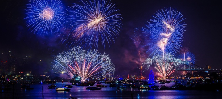 New Year Fireworks wallpaper 720x320