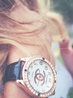 Screenshot №1 pro téma Chanel Watch 240x320